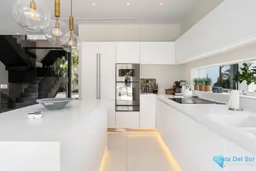 5 bedroom House for Sale in Nagüeles-47098