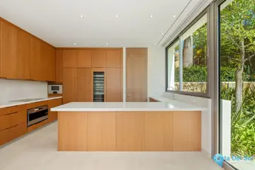 4 bedroom House for Sale in Casares-47175