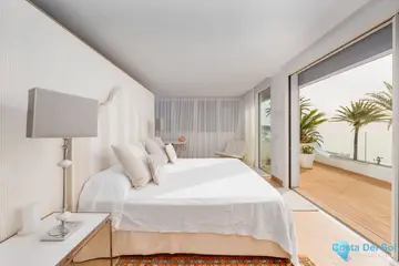 3 bedroom Apartment for Sale in The Golden Mile-47242