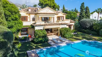 7 bedroom House for Sale in Sierra Blanca-47291