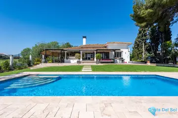 4 bedroom House for Sale in San Pedro de Alcántara