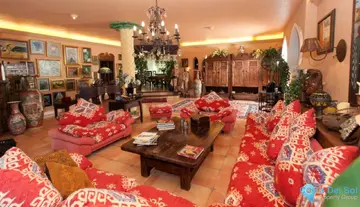 6 bedroom House for Sale in Cerros del Aguila-47336