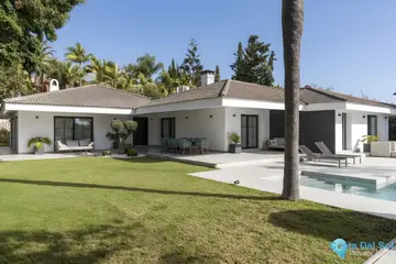 5 bedroom House for Sale in Marbella-47400