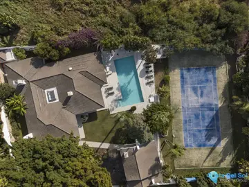 5 bedroom House for Sale in Marbella-47407