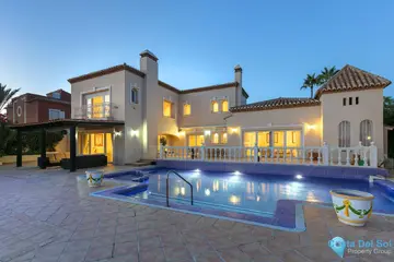 5 bedroom House for Sale in Marbesa-47487