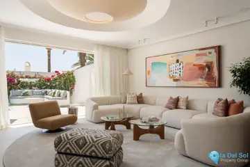 3 bedroom House for Sale in The Golden Mile-47503