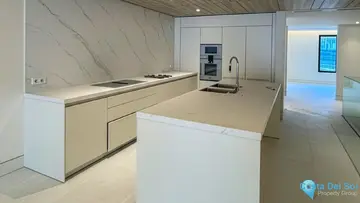4 bedroom Apartment for Sale in The Golden Mile-47694