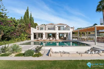 5 bedroom House for Sale in La Quinta