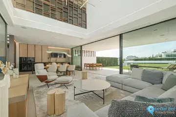 3 bedroom House for Sale in The Golden Mile-47762