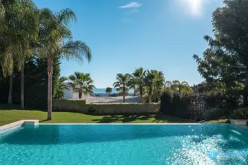 5 bedroom House for Sale in El Madroñal-47836