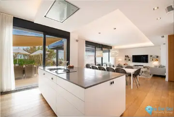 6 bedroom House for Sale in Costabella-47858