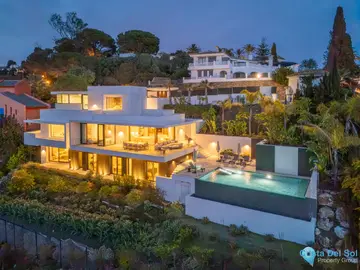 4 bedroom House for Sale in El Rosario
