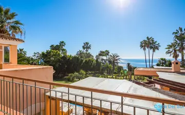 8 bedroom House for Sale in New Golden Mile-47942