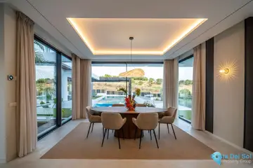 6 bedroom House for Sale in El Paraiso-47959