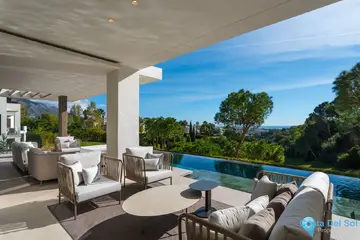 6 bedroom House for Sale in La Quinta-48074