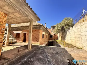 3553m2 Plot for Sale in Istán-48100
