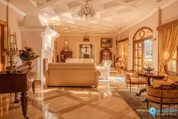 6 bedroom House for Sale in Nueva Andalucía-48242