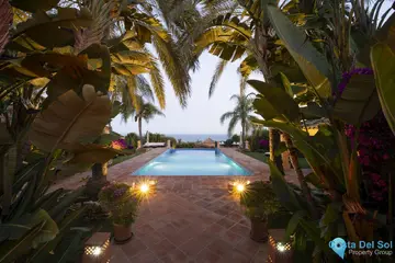 3 bedroom House for Sale in Sierra Blanca-48276