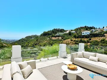 5 bedroom House for Sale in El Madroñal