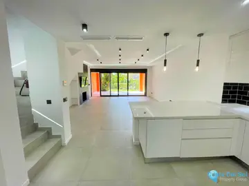3 bedroom House for Sale in El Paraiso-17451