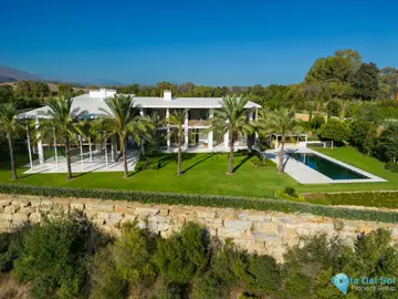 6 bedroom House for Sale in Casares-48531