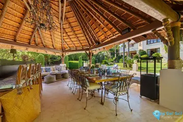 6 bedroom House for Sale in The Golden Mile-48666