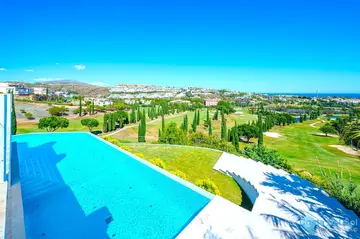 6 bedroom House for Sale in Los Flamingos-48816