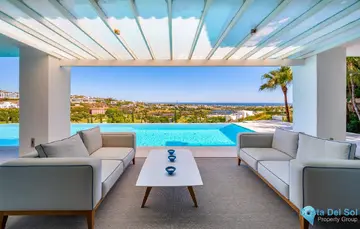 6 bedroom House for Sale in Los Flamingos-48817