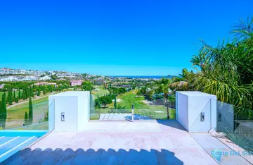 6 bedroom House for Sale in Los Flamingos-48821