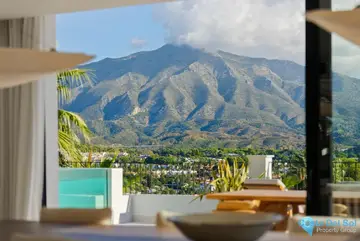 6 bedroom House for Sale in Nueva Andalucía-48831