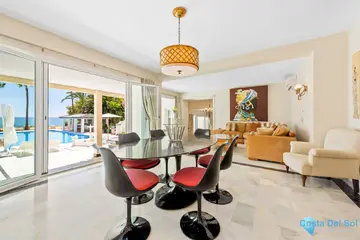 6 bedroom House for Sale in Estepona-48863