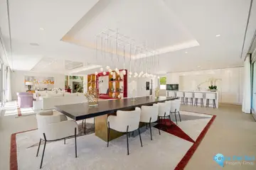 6 bedroom House for Sale in Nueva Andalucía-48902