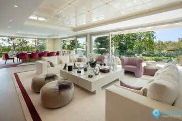 6 bedroom House for Sale in Aloha-48913
