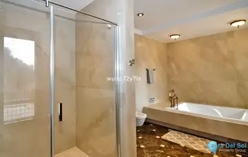6 bedroom House for Sale in Guadalmina Baja-48976
