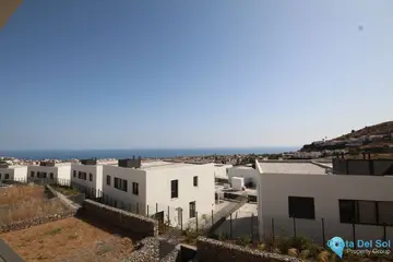 3 bedroom House for Sale in Riviera del Sol