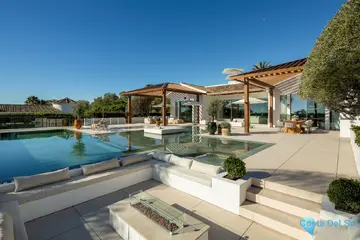 6 bedroom House for Sale in Nueva Andalucía-49034