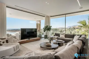 6 bedroom House for Sale in La Quinta-49044