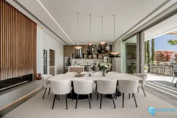 6 bedroom House for Sale in La Quinta-49045
