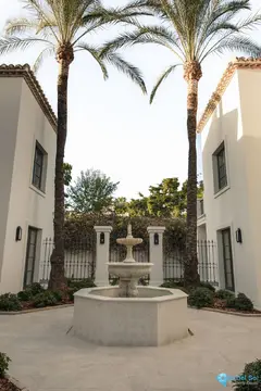 6 bedroom House for Sale in Nueva Andalucía-49101