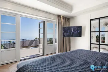 6 bedroom House for Sale in Sierra Blanca-49164