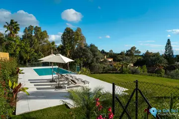 5 bedroom House for Sale in The Golden Mile-49317