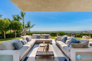 8 bedroom House for Sale in La Quinta-49447
