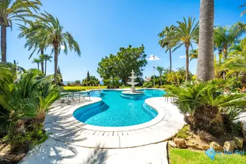14 bedroom House for Sale in The Golden Mile-49462