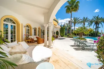 14 bedroom House for Sale in The Golden Mile-49454
