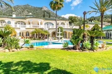 14 bedroom House for Sale in The Golden Mile-49456