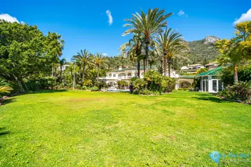 14 bedroom House for Sale in The Golden Mile-49458