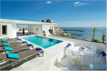 8 bedroom Apartment for Sale in Puerto Banús