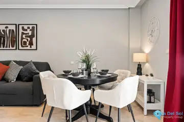 2 bedroom Apartment for Sale in Estepona-49760