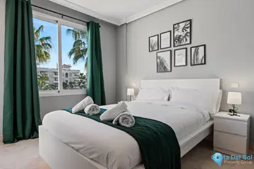 2 bedroom Apartment for Sale in Estepona-49763