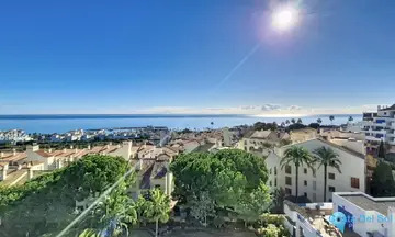 3 bedroom Apartment for Sale in La Duquesa-50142